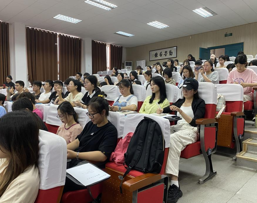 55a55c3cdef24cacb5501b31a511280a.png C.png