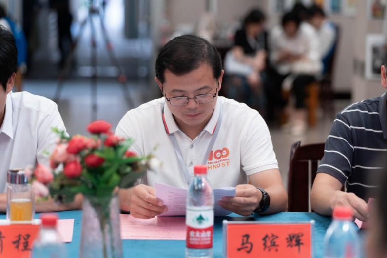 5605dd8c1cc04ab094fdb8f5532e1e70.png 5605dd8c1cc04ab094fdb8f5532e1e70.png