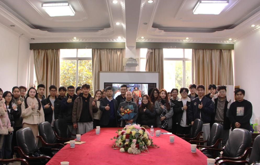 b011e2417db8453eadd741d96540ba0a.jpg b011e2417db8453eadd741d96540ba0a.jpg